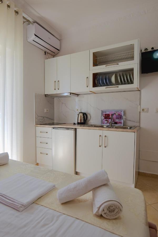 Eleni Guest House Σαράντα Εξωτερικό φωτογραφία